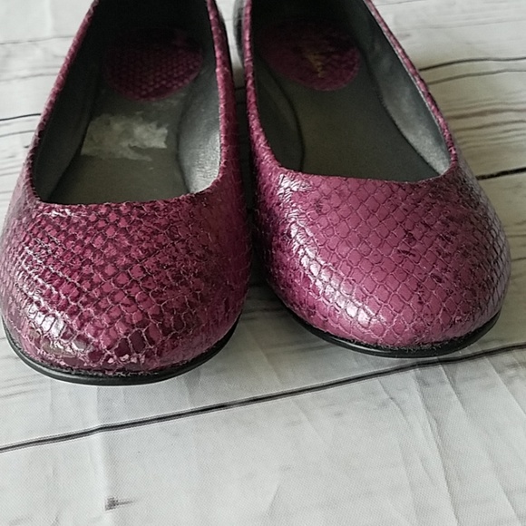 Cole Haan purple snakeskin ballet flats sz 7 - Picture 5 of 8